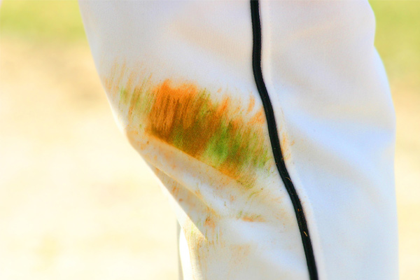 Remove Grass Stains from Everyday Garments
